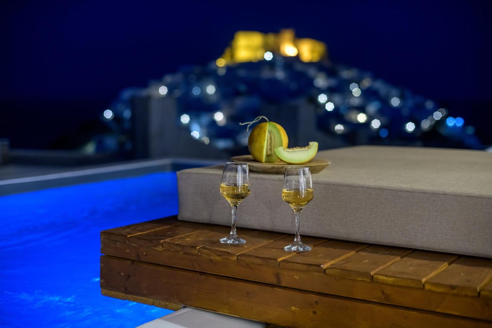 Oneiro Luxury Suites-Adults Only Astypálaia Exterior foto